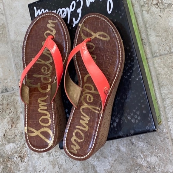 Women’s Sam Edelman platform slippers - Picture 4 of 4